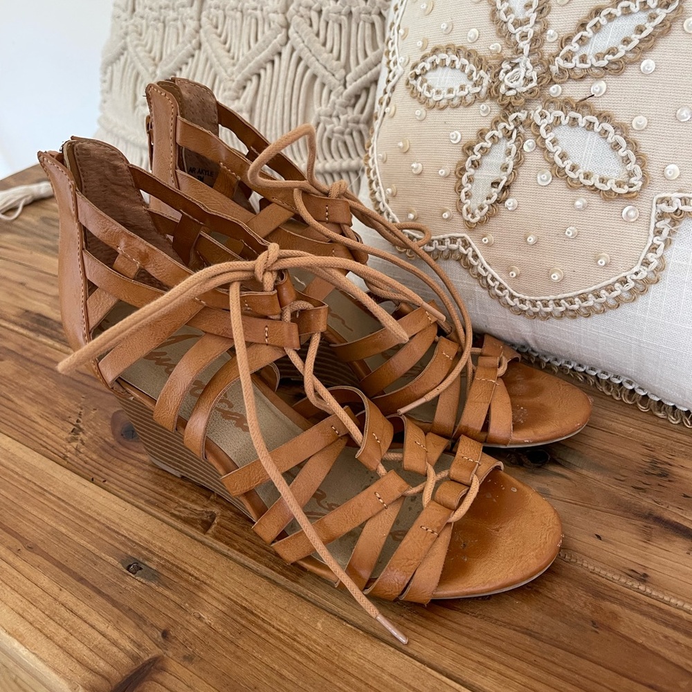 Wedge sandals